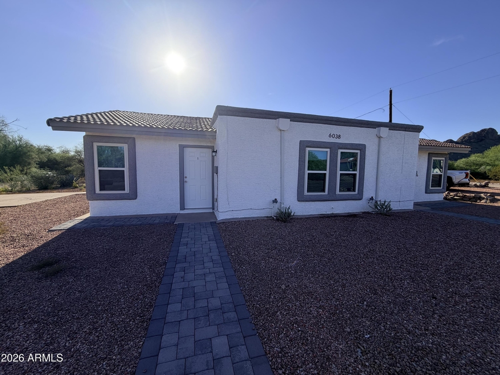 6038 S Alameda Road - Photo 5