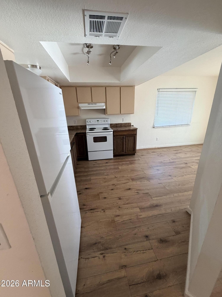 6038 S Alameda Road - Photo 16