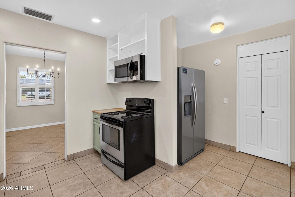 1007 E Citrus Way - Photo 12