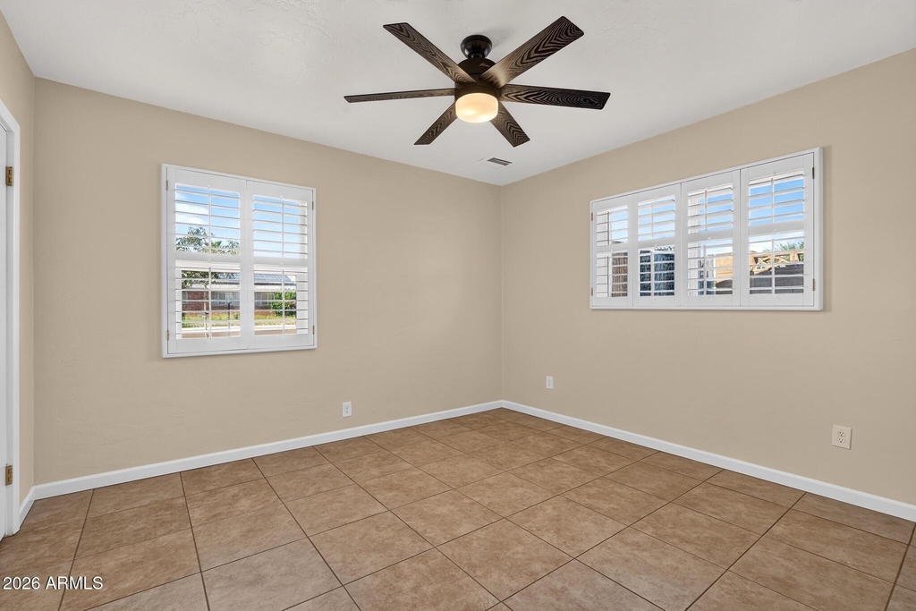 1007 E Citrus Way - Photo 26