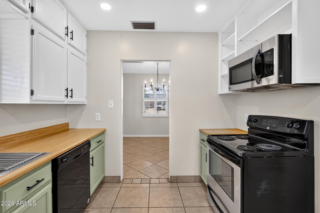 1007 E Citrus Way - Photo 11