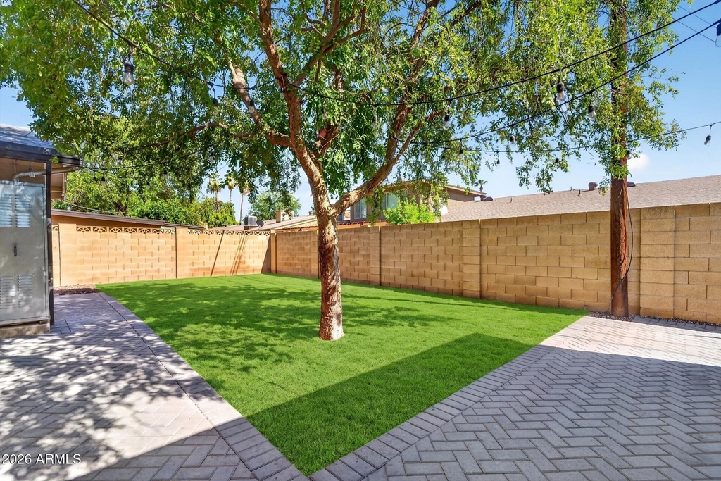 1007 E Citrus Way - Photo 36