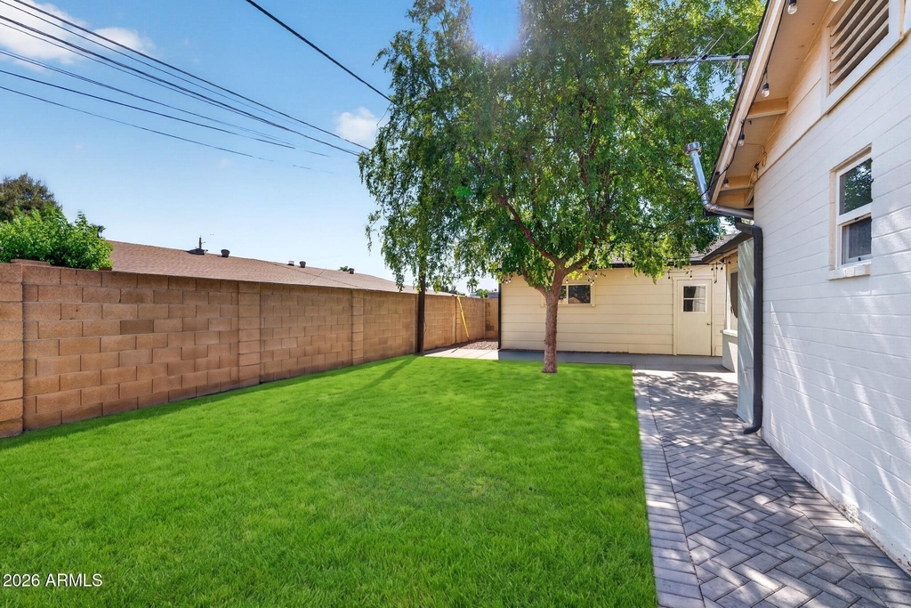 1007 E Citrus Way - Photo 39