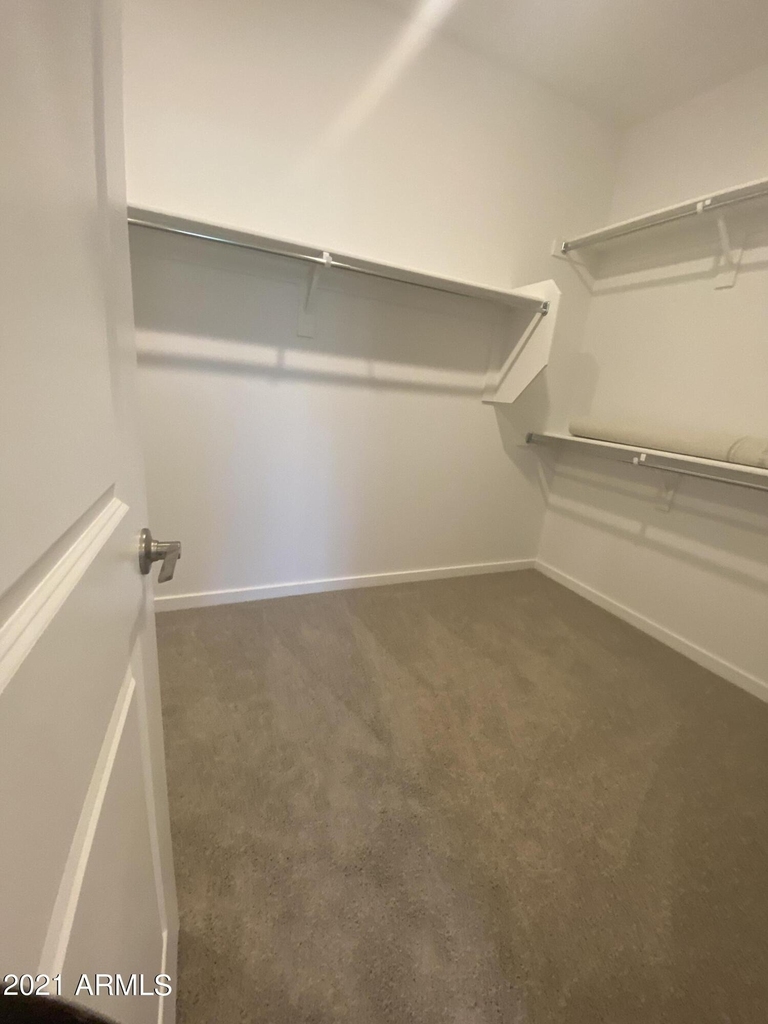 773 E Lark Street - Photo 2