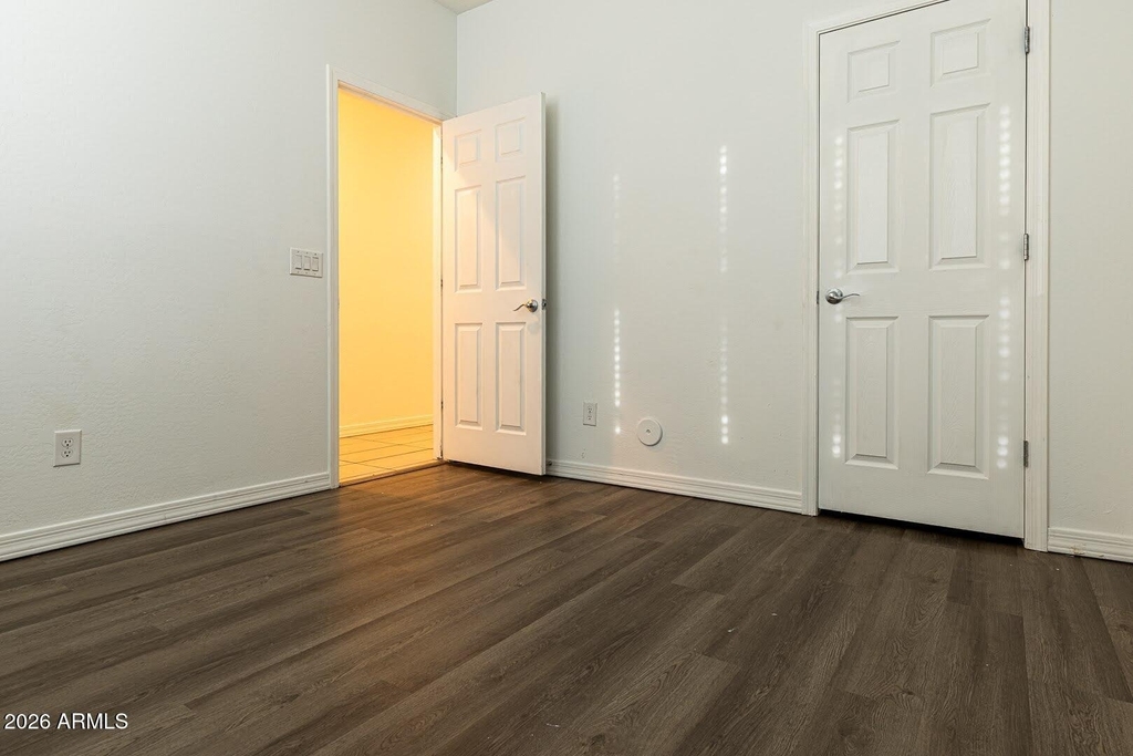 4219 S 57th Drive - Photo 6