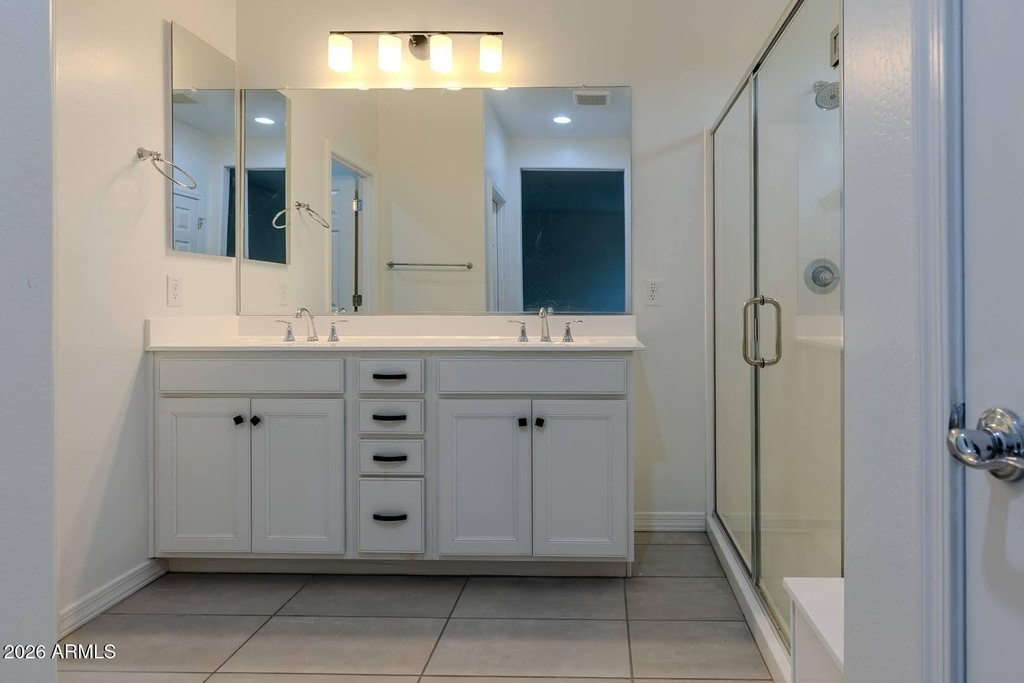 4219 S 57th Drive - Photo 22