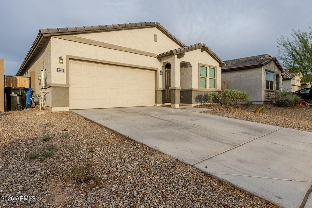 4219 S 57th Drive - Photo 2