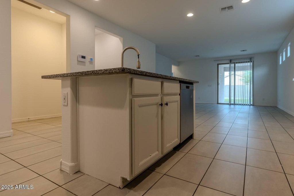 4219 S 57th Drive - Photo 12