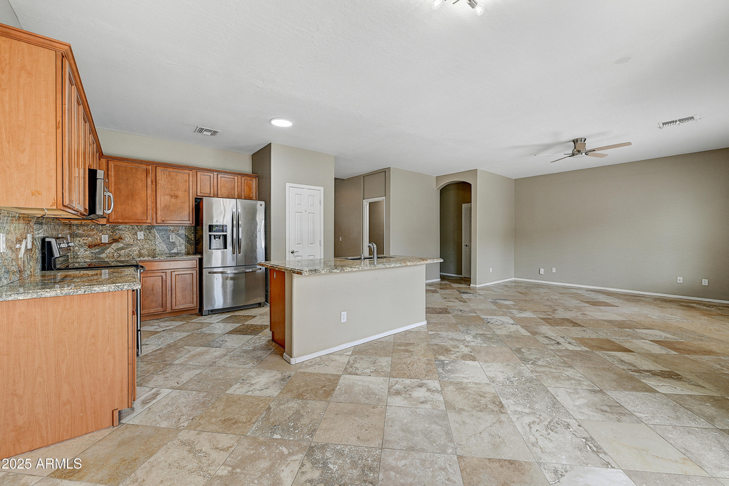 17817 W Acapulco Lane - Photo 5