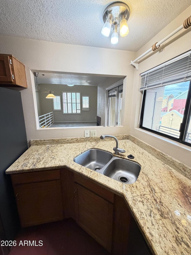 154 W 5th Street - Photo 7