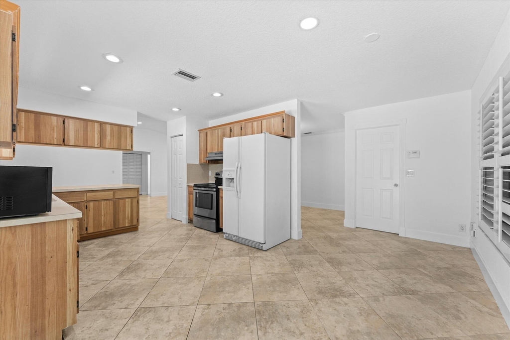11580 Nw 20th Drive Nw - Photo 15