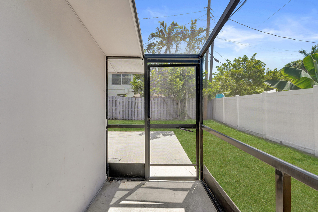 1738 Ne 52nd Street - Photo 43