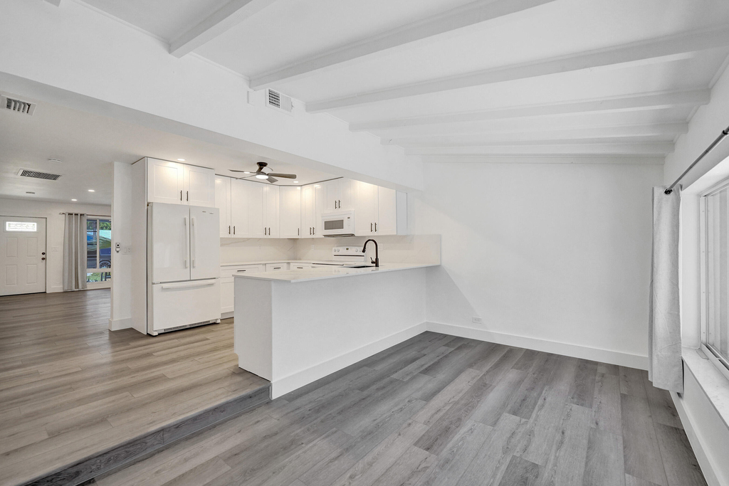 1738 Ne 52nd Street - Photo 17