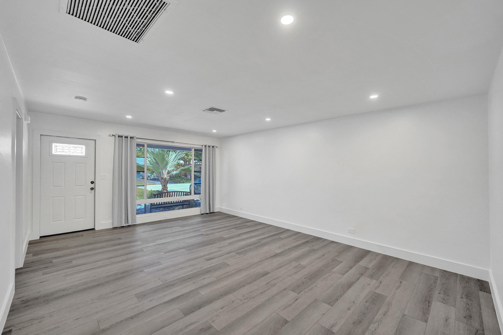 1738 Ne 52nd Street - Photo 22