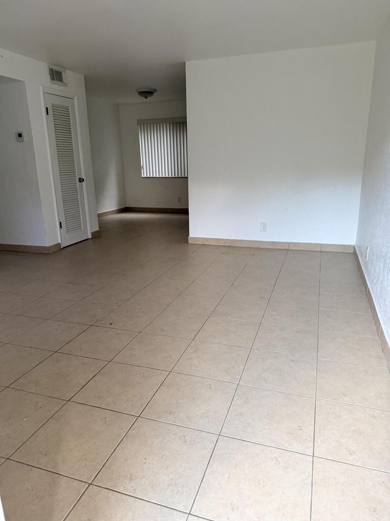5271 Sw 90th Way - Photo 2