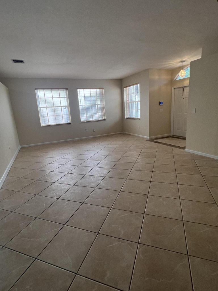 315 Nw 158th Lane - Photo 7
