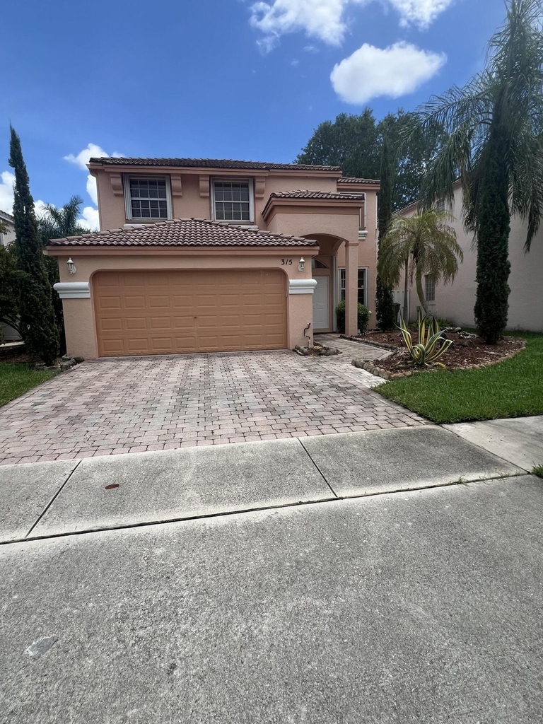 315 Nw 158th Lane - Photo 1
