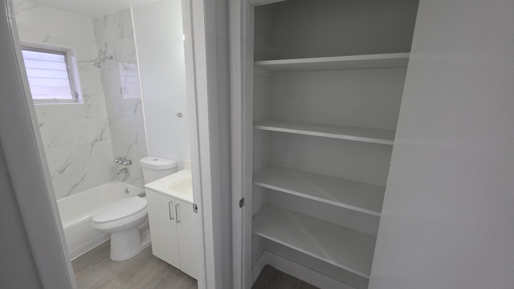 7612 Pembroke Road - Photo 11