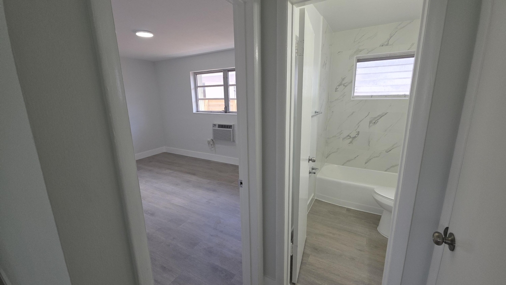 7612 Pembroke Road - Photo 6