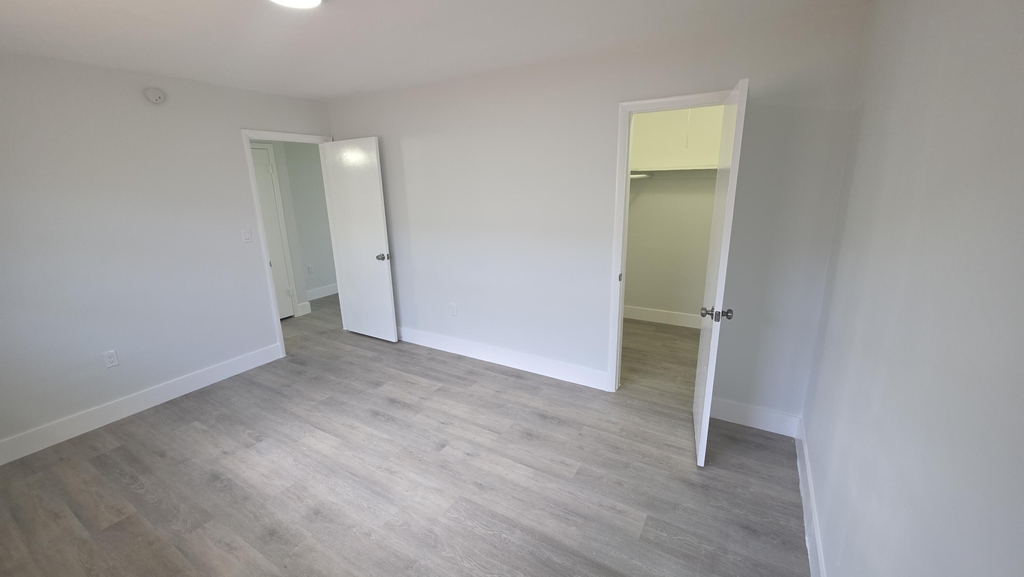 7612 Pembroke Road - Photo 10