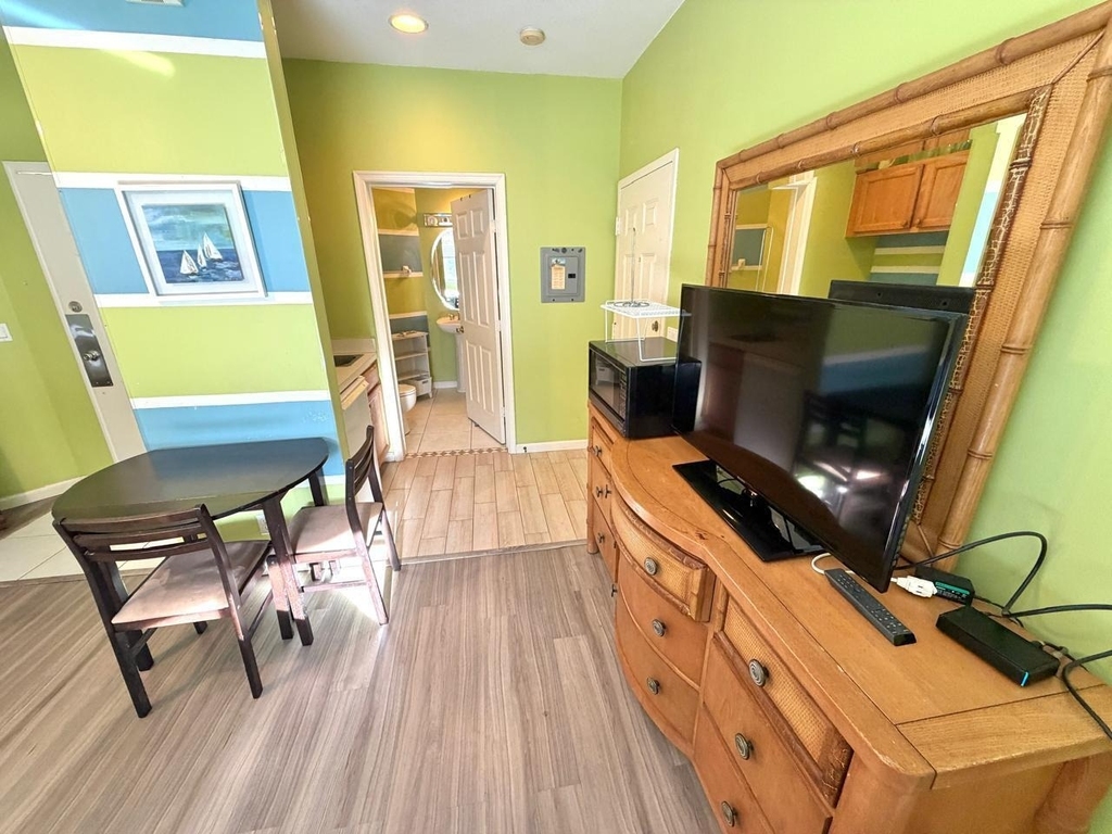 8247 Mulligan Circle - Photo 2
