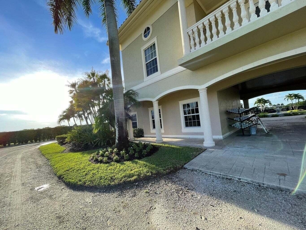 4591 South Road - Photo 40