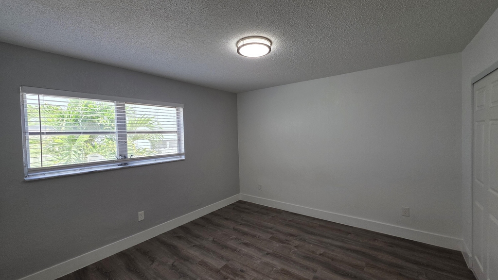 2843 Fillmore Street - Photo 7