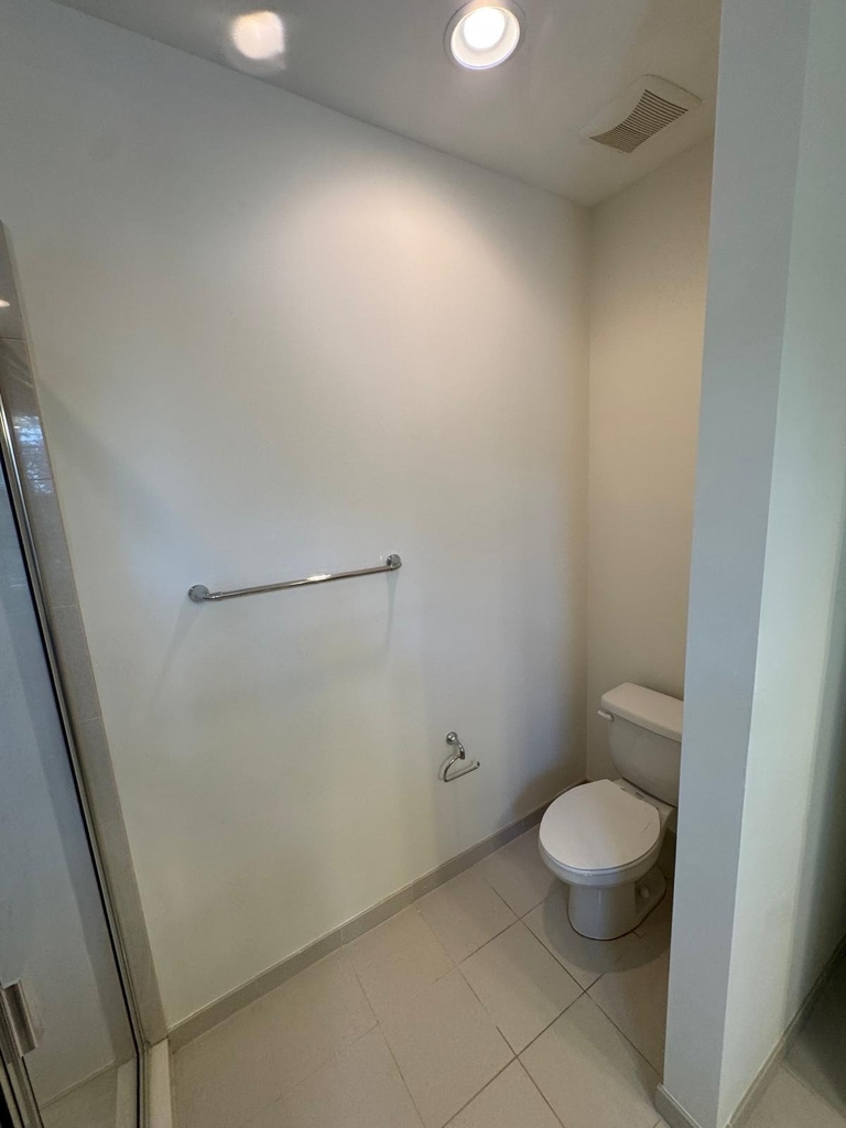 2723 Ne 14th Street - Photo 0