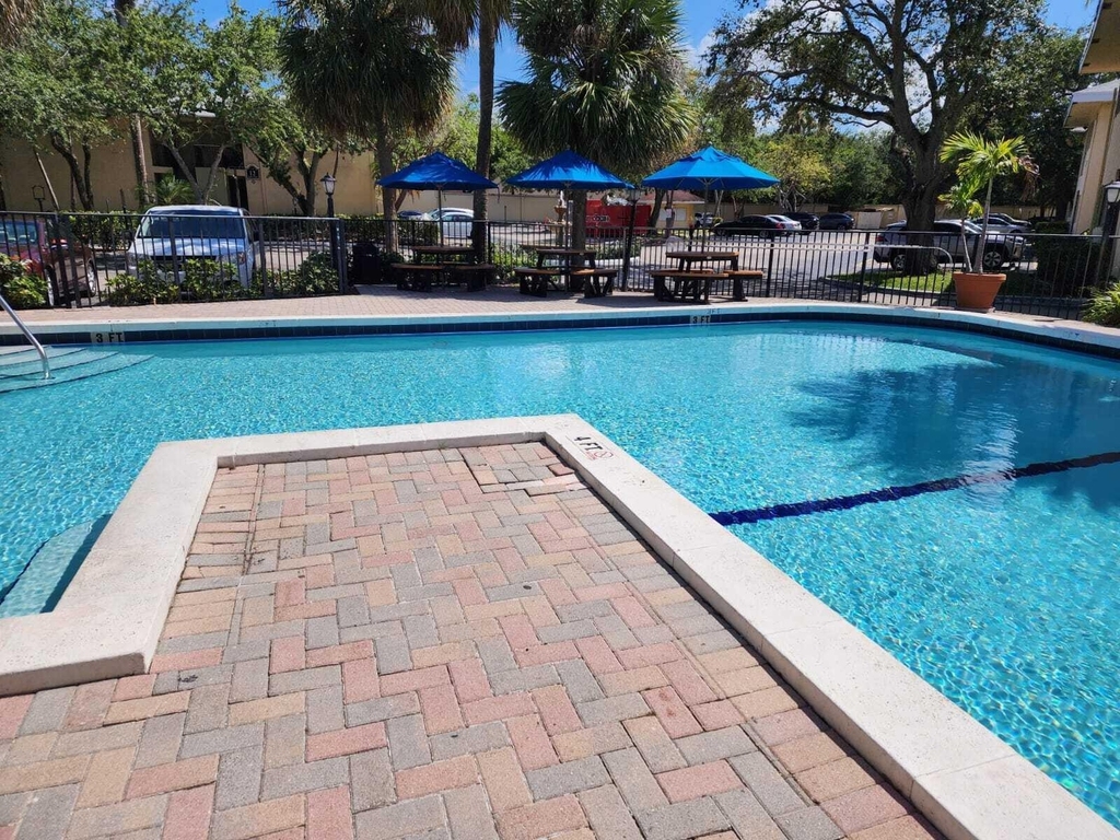 2445 Sw 18th Terrace - Photo 6