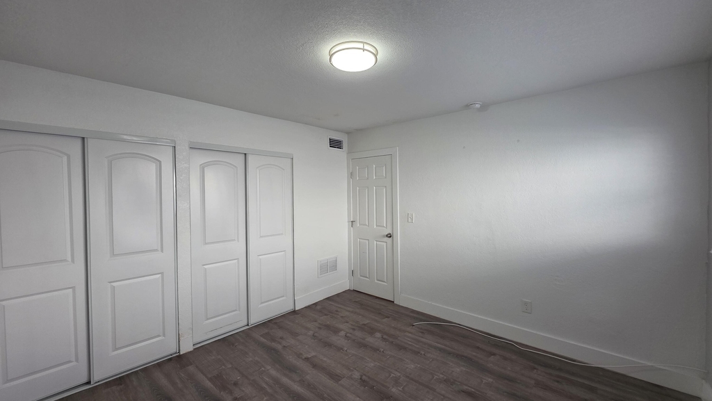 2843 Fillmore Street - Photo 5