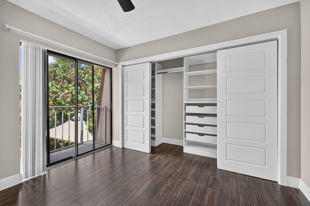 846 Blue Ridge Circle - Photo 12
