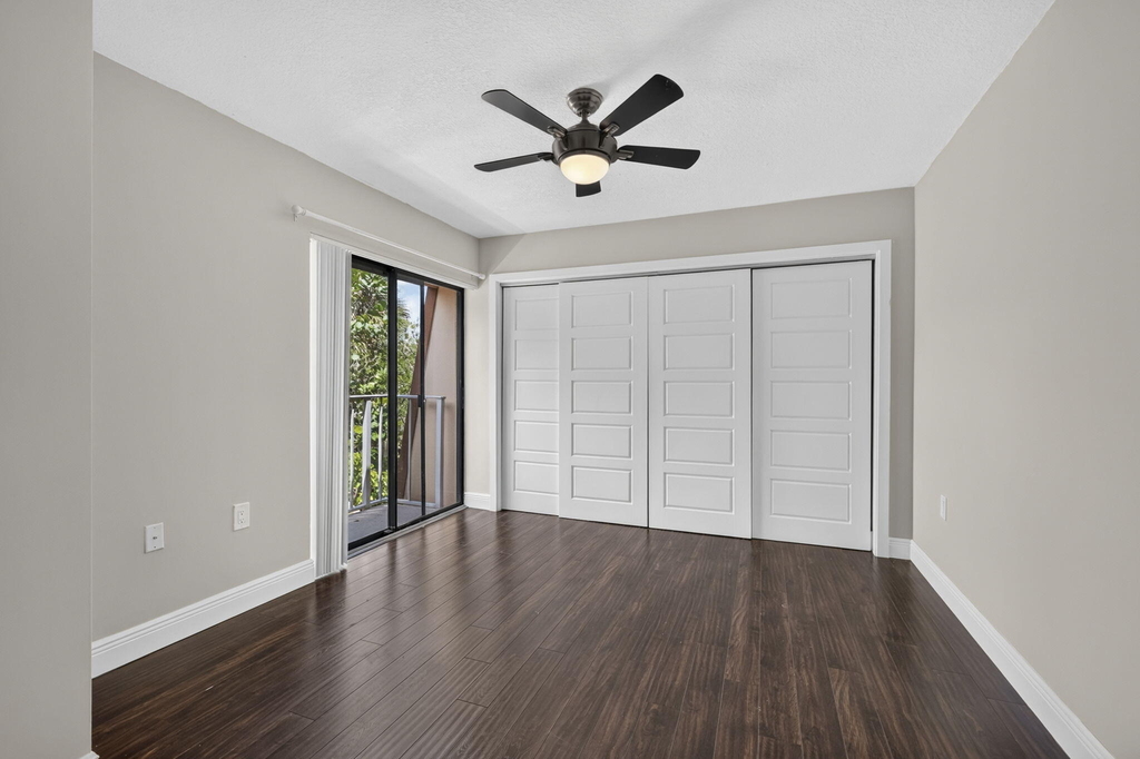 846 Blue Ridge Circle - Photo 11