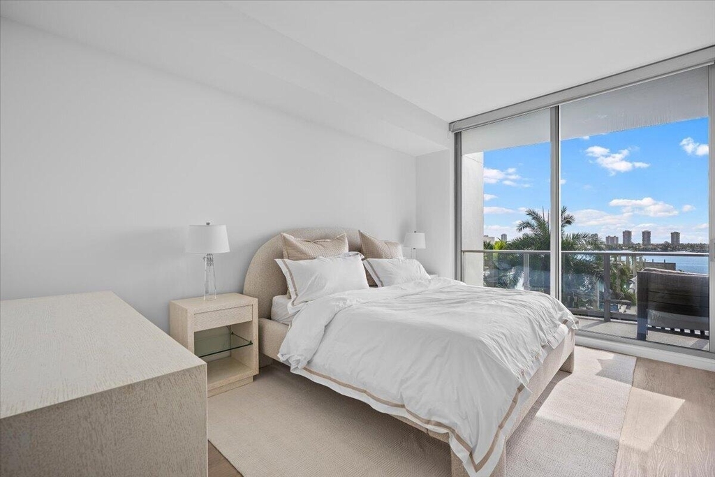 220 Lake Shore Drive - Photo 18