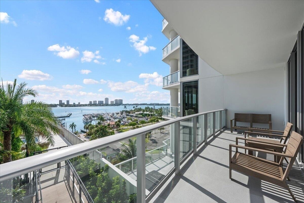 220 Lake Shore Drive - Photo 29