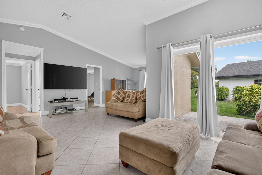 7516 Nw 88th Terrace - Photo 10