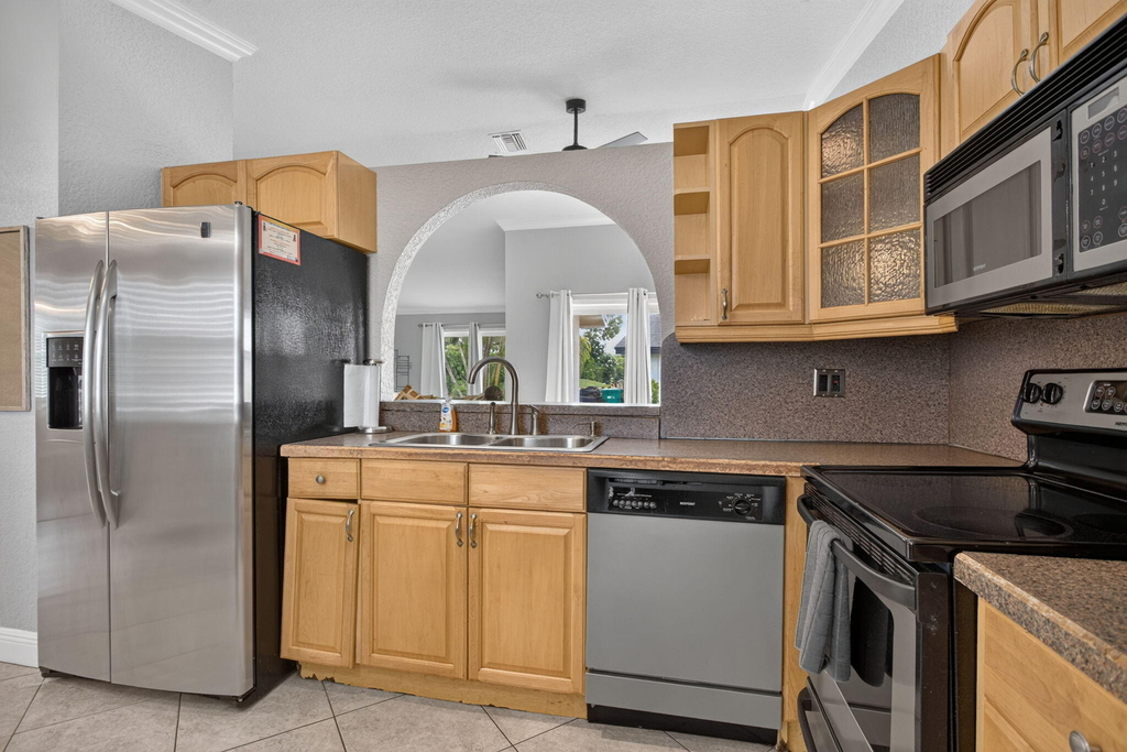 7516 Nw 88th Terrace - Photo 4