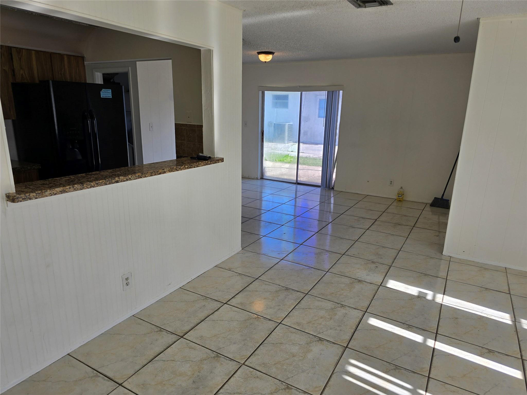 433 Sw 61st Terrace - Photo 3