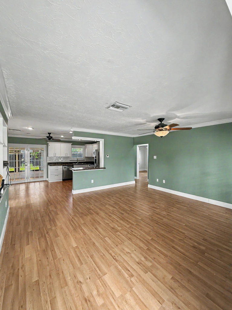 150 Se 5th Court - Photo 5