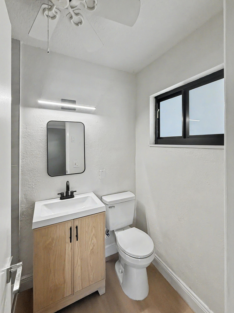 150 Se 5th Court - Photo 17