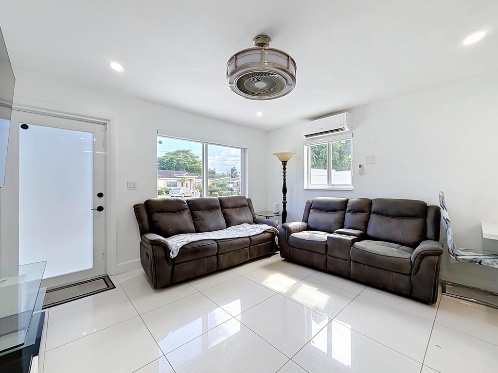 6135 Nw 24th Court - Photo 6