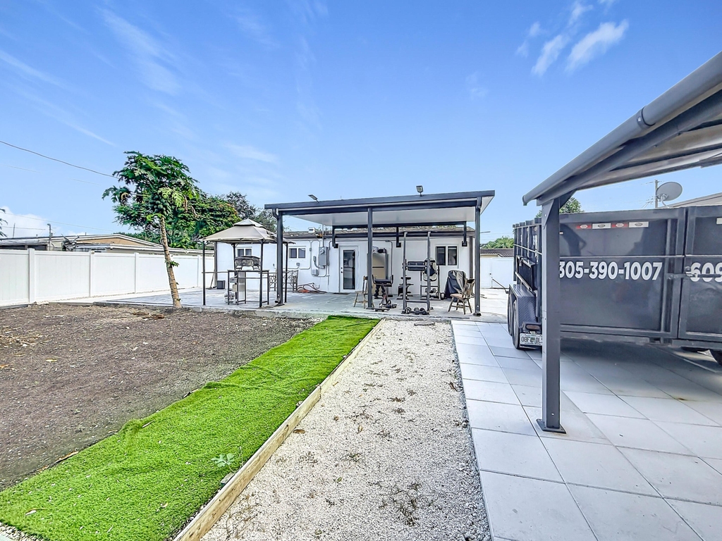 6135 Nw 24th Court - Photo 19