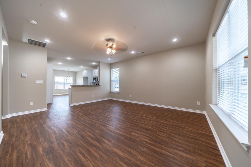 1030 W Gandy - Photo 7