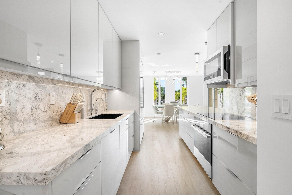 120 Se 5th Avenue - Photo 10