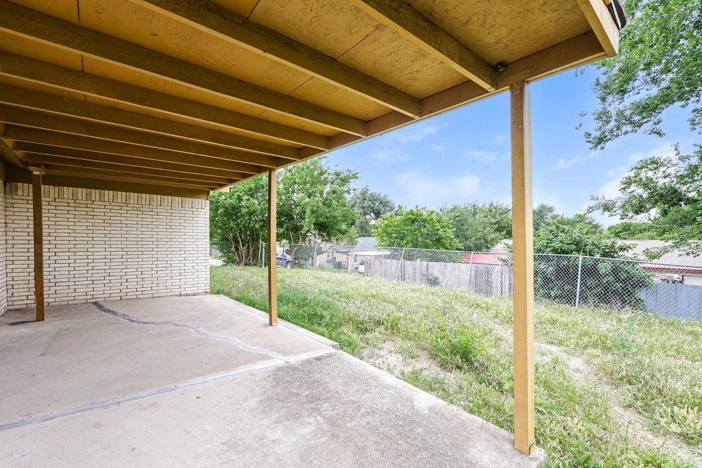 7225 Harold Walker Drive - Photo 7