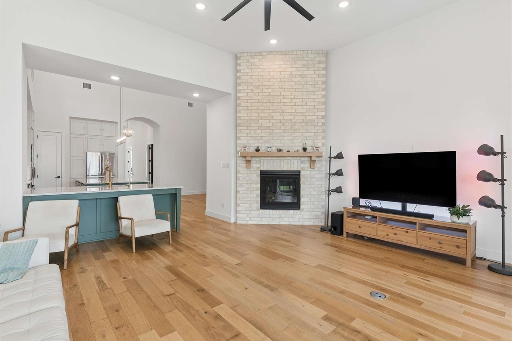 1939 Apple Tree Drive - Photo 6