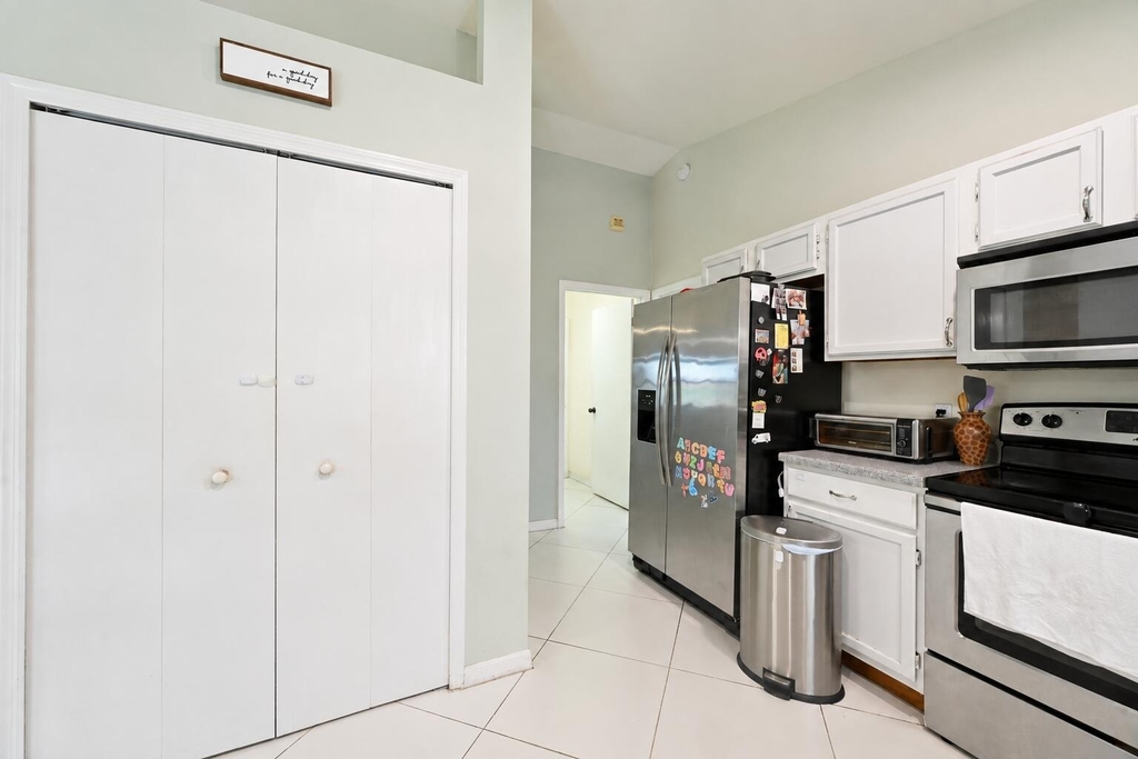 1755 Sw Castinet Lane - Photo 12