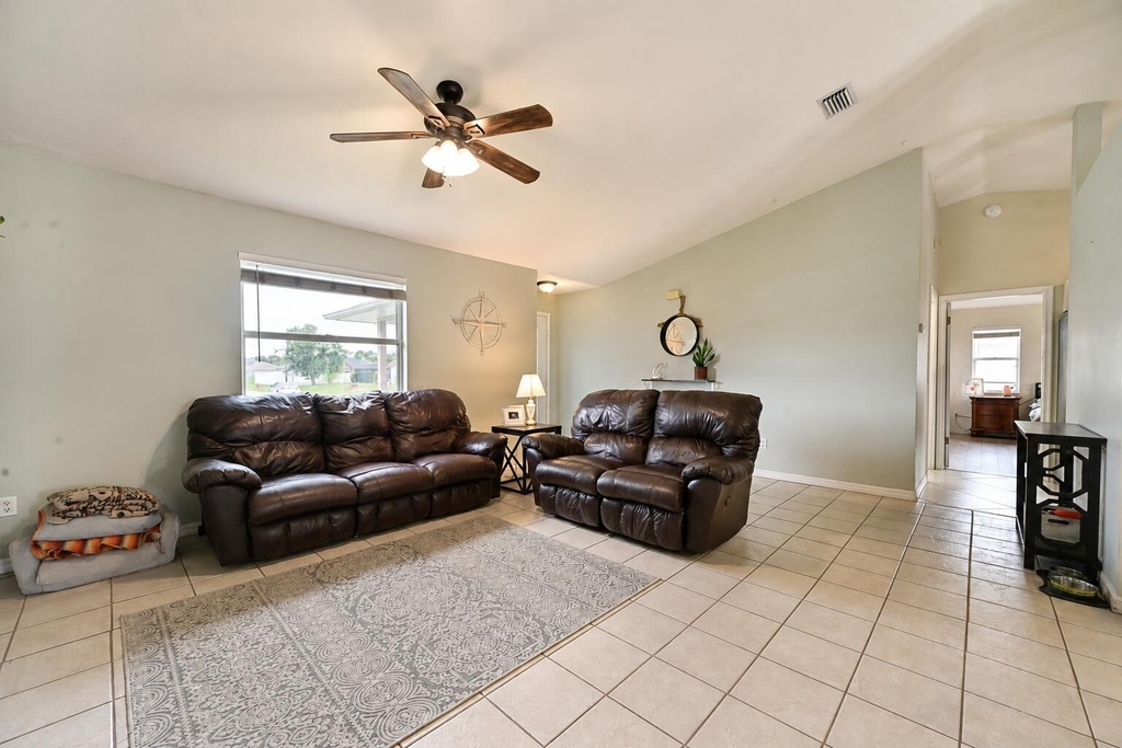 1755 Sw Castinet Lane - Photo 5