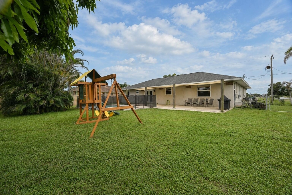 1755 Sw Castinet Lane - Photo 29