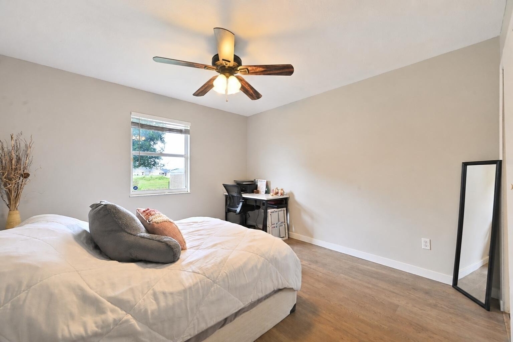 1755 Sw Castinet Lane - Photo 18