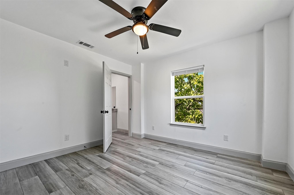 158 Lakeshore Drive - Photo 21